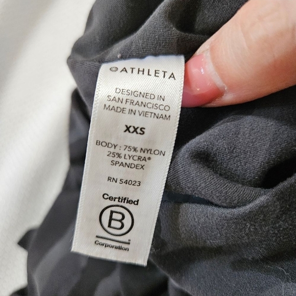 Athleta Black and Grey Camo Salutation Jogger Size XXS - Picture 3 of 5